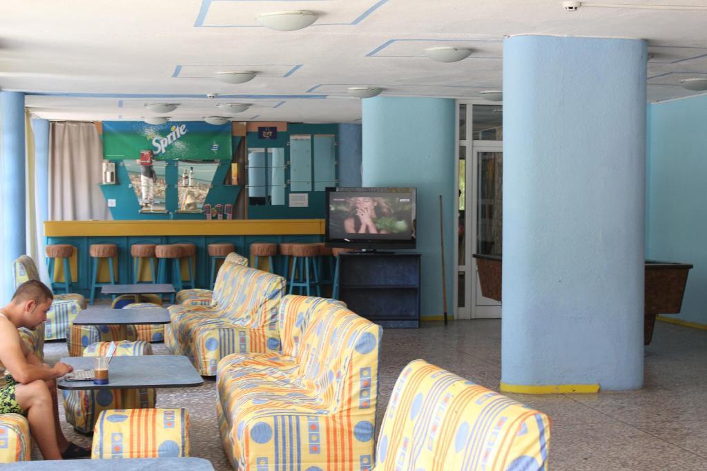 Diana Hotel Golden Sands Bagian luar foto