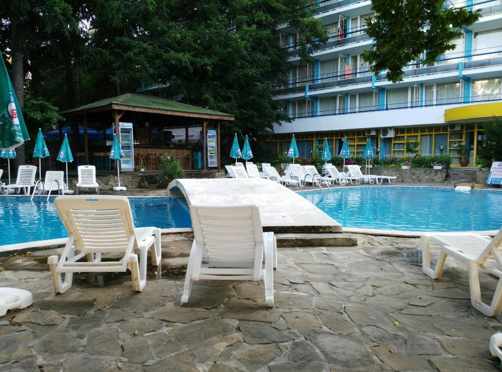 Diana Hotel Golden Sands Bagian luar foto