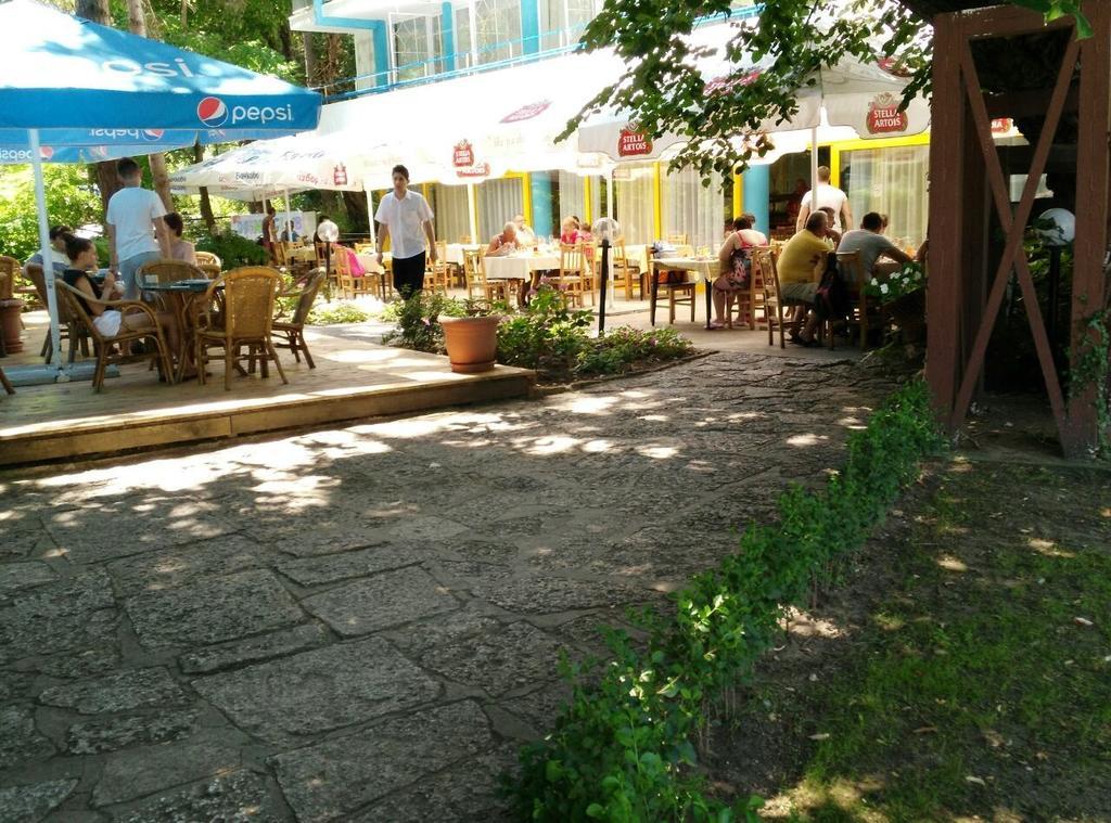 Diana Hotel Golden Sands Bagian luar foto